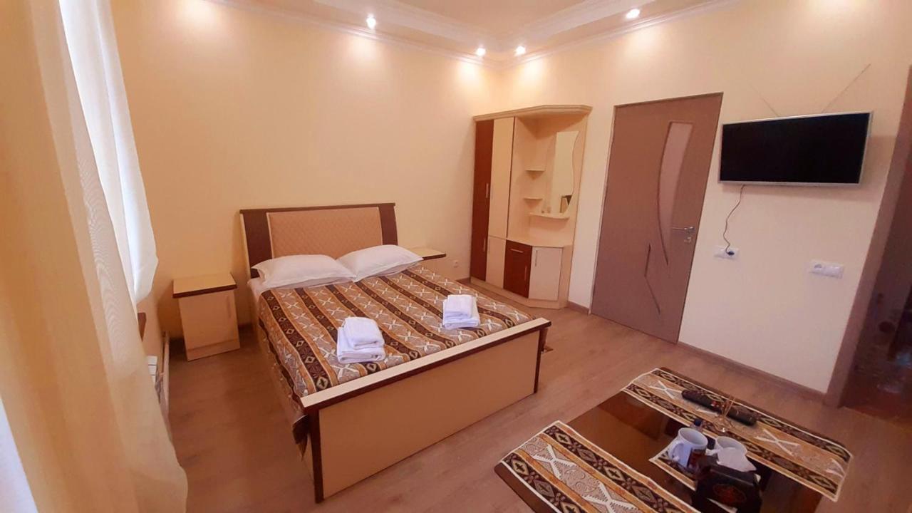 Hotel Dilijan Old Center Ngoại thất bức ảnh